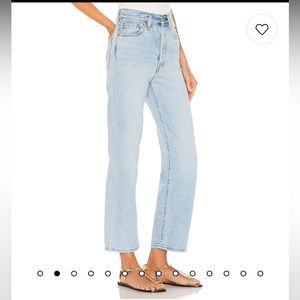 Levi's® Premium
RIBCAGE STRAIGHT ANKLE WOMEN'S JEANS 27x27